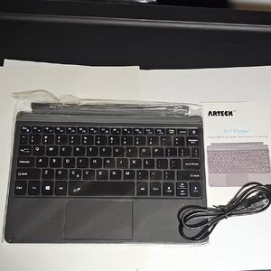 Microsoft Surface Go Bluetooth Tablet Keyboard